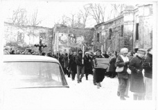 Goście przywieźli z sobą liczne dary: baldachim, chorągwie, tabernakulum, kielichy, ornaty, monstrancję i wiele innych